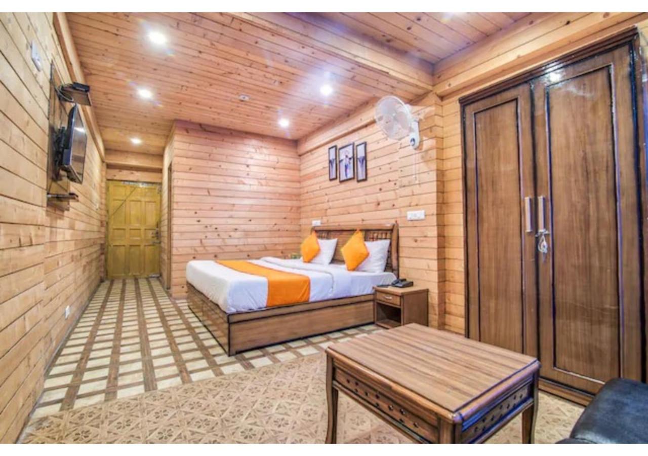 Hotel Country Resort Khajjiar Екстер'єр фото